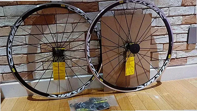 700C Bike Wheelset 30mm 20H V Brake QR Road Bicycle Alloy Wheels for 8-12Speed